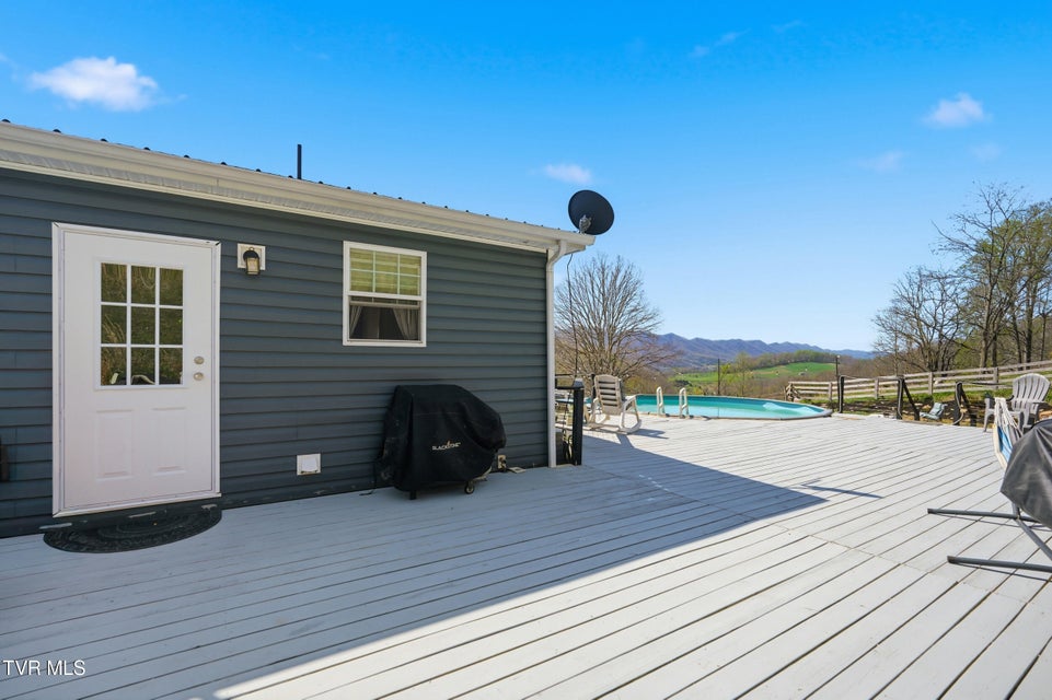 Photo #28: 38 Spring Ridge Court