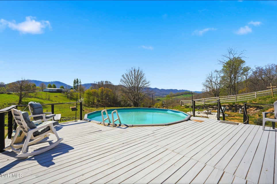 Photo #31: 38 Spring Ridge Court