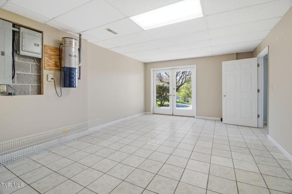 Photo #33: 19048 Sterling Drive