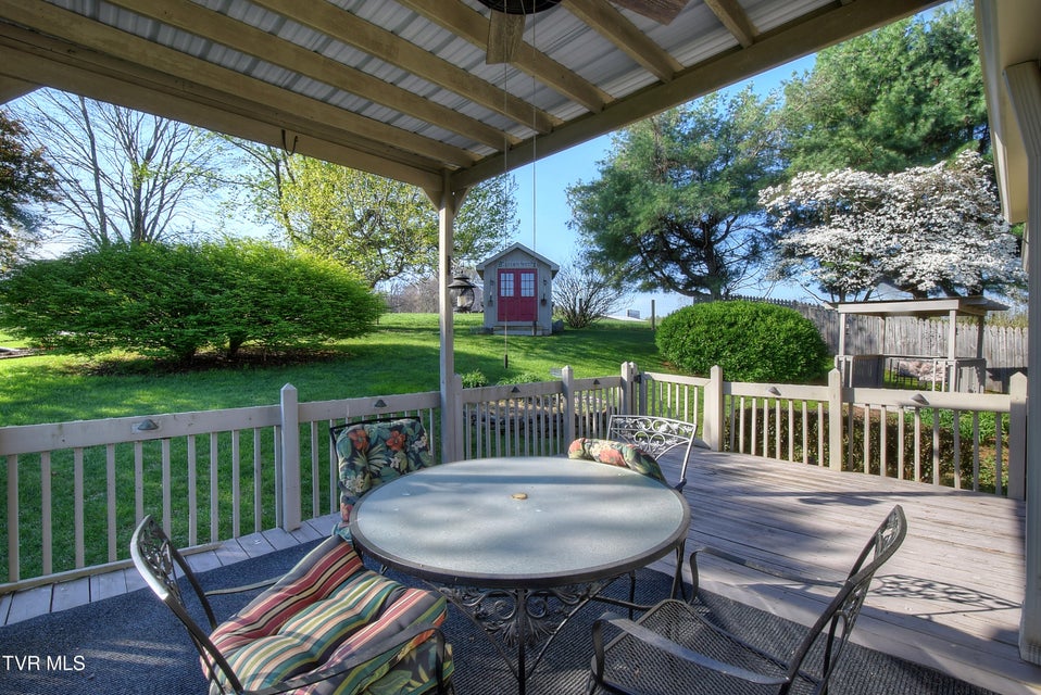 Photo #19: 10 Crouch Court