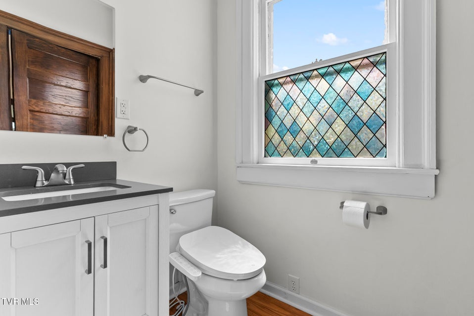 Photo #11: 237 Solar Street