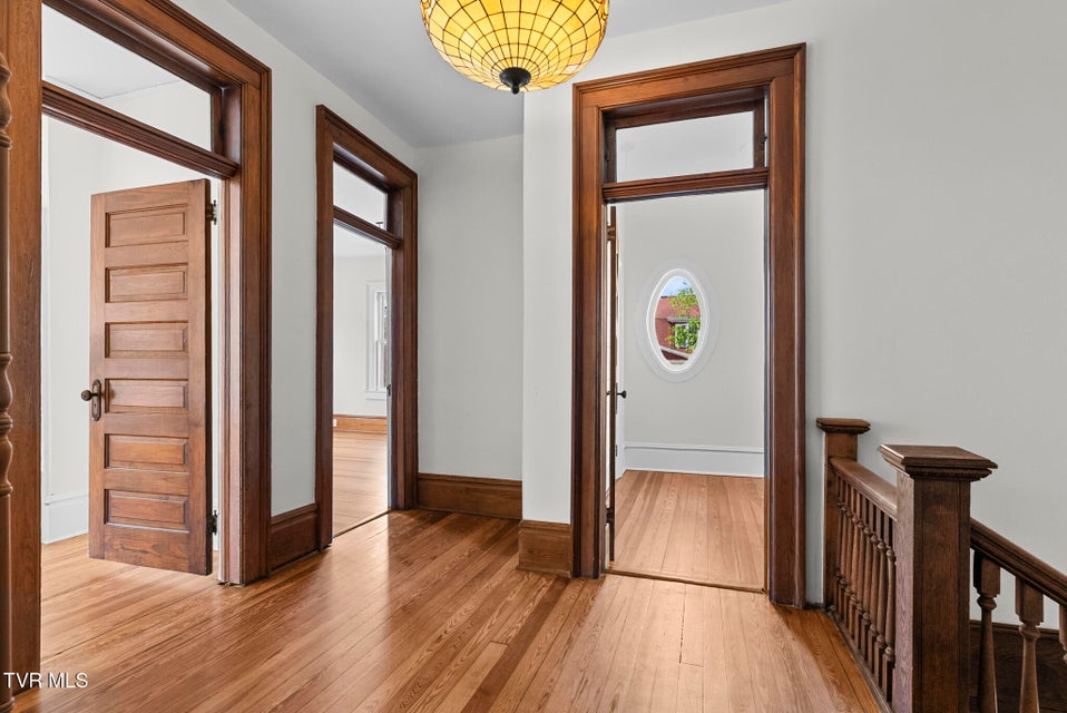 Photo #20: 237 Solar Street