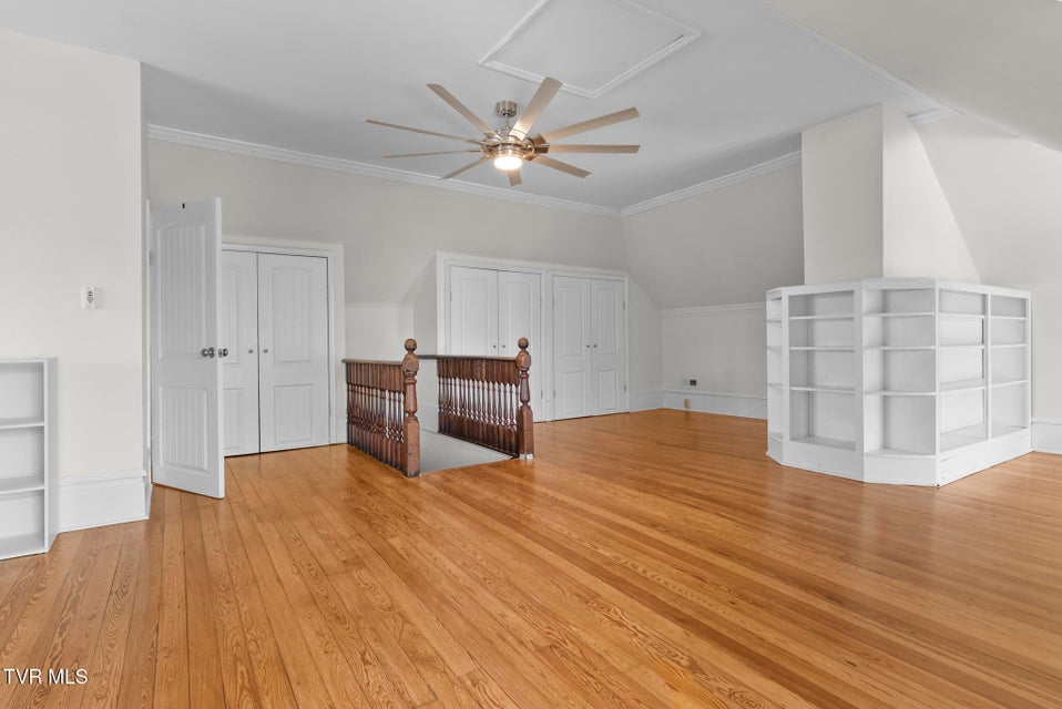 Photo #38: 237 Solar Street