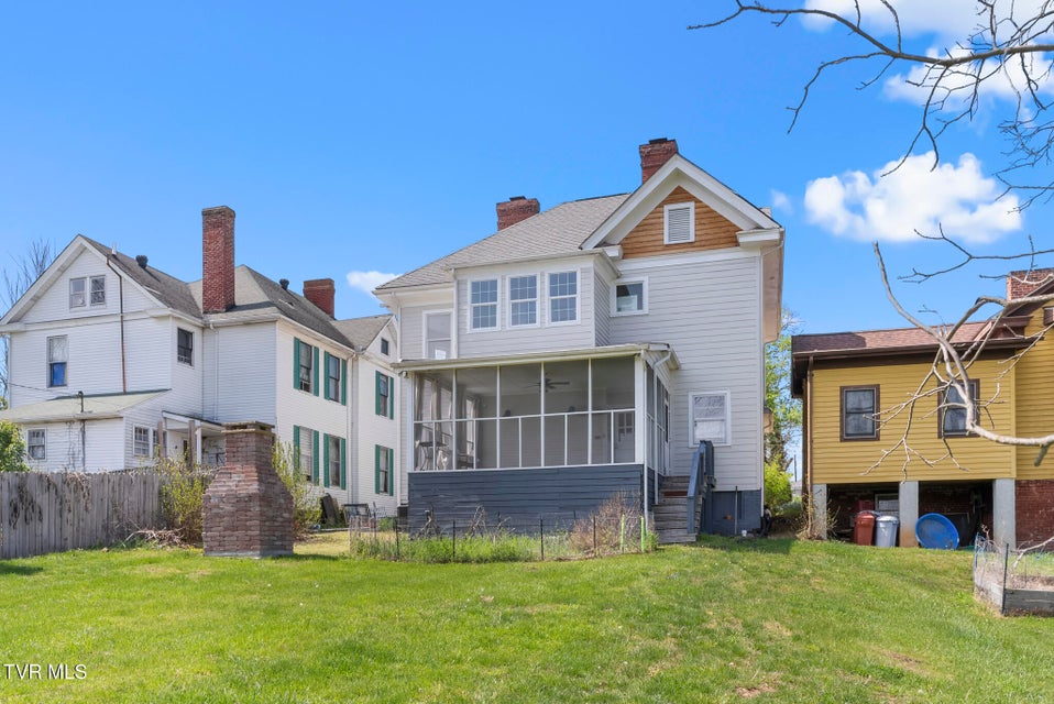 Photo #45: 237 Solar Street