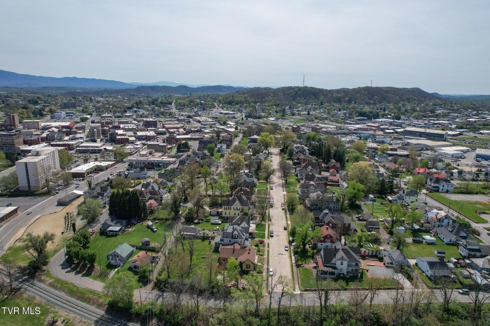 Photo #48: 237 Solar Street