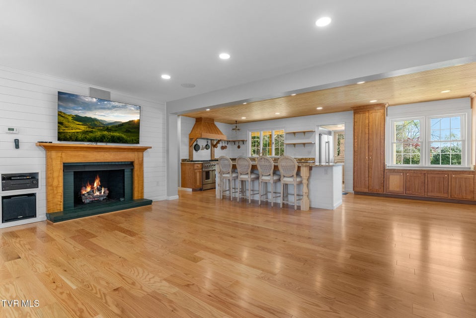 Photo #4: 31142 Princeton Avenue