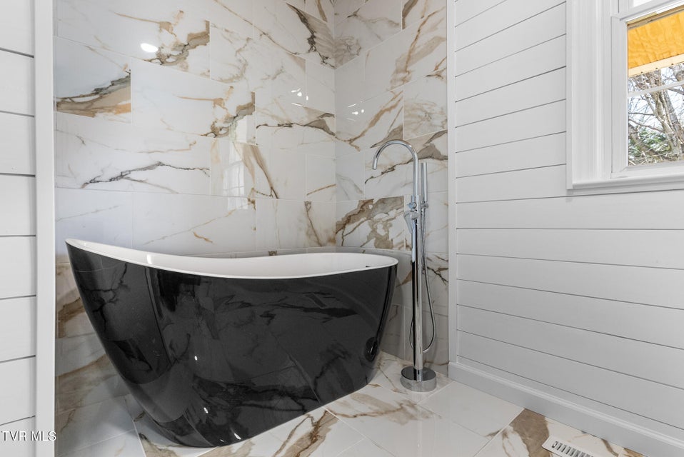 Photo #14: 31142 Princeton Avenue