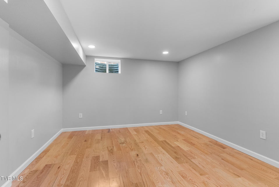 Photo #38: 31142 Princeton Avenue