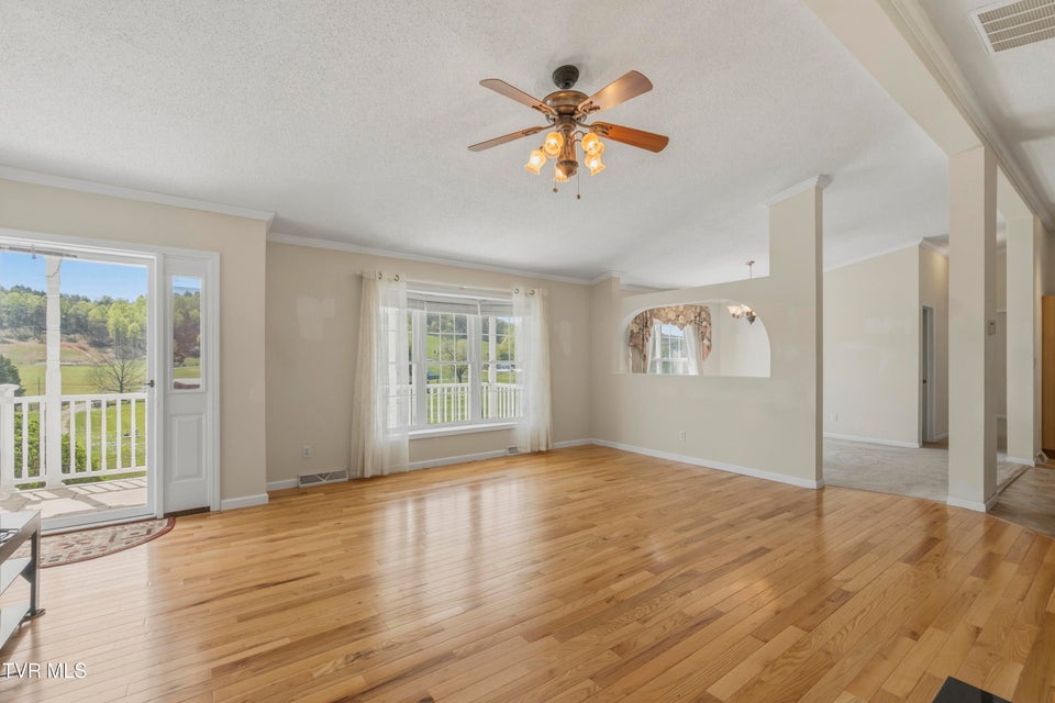 Photo #26: 4061 Carters Valley Road