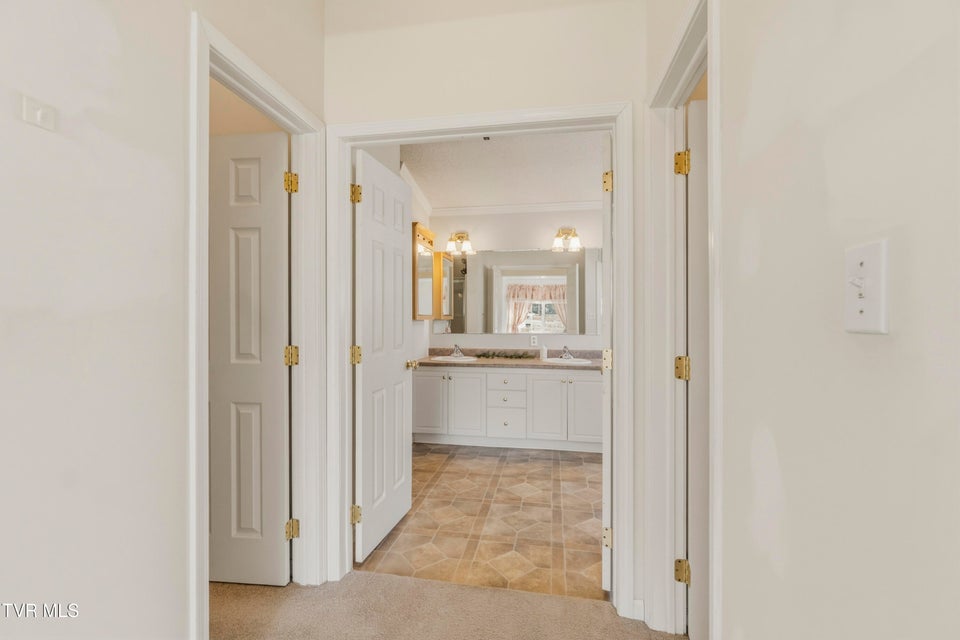 Photo #36: 4061 Carters Valley Road