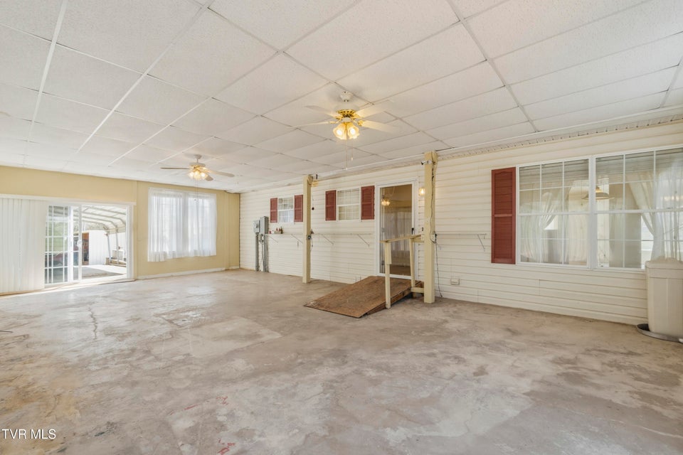 Photo #48: 4061 Carters Valley Road