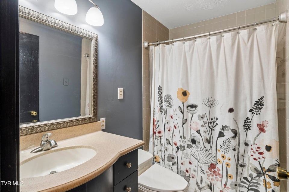 Photo #29: 1823 Woodhaven Drive