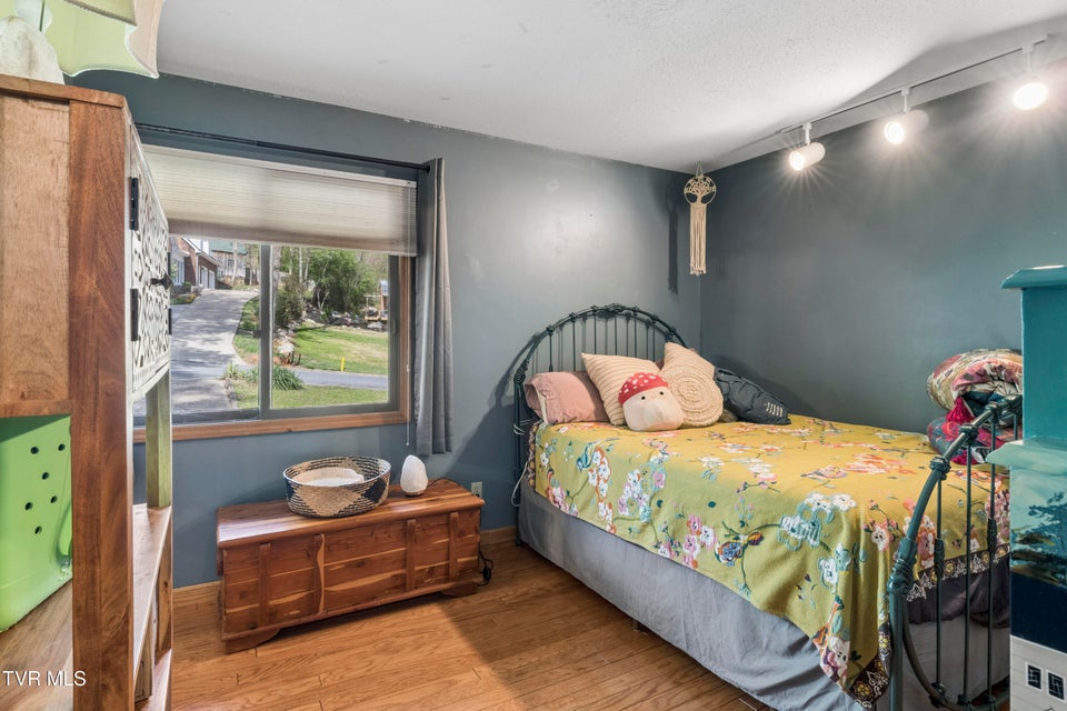 Photo #30: 1823 Woodhaven Drive