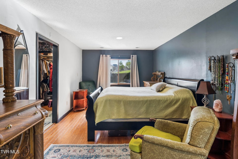 Photo #37: 1823 Woodhaven Drive