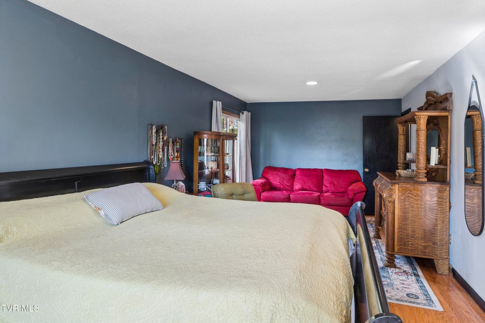 Photo #36: 1823 Woodhaven Drive