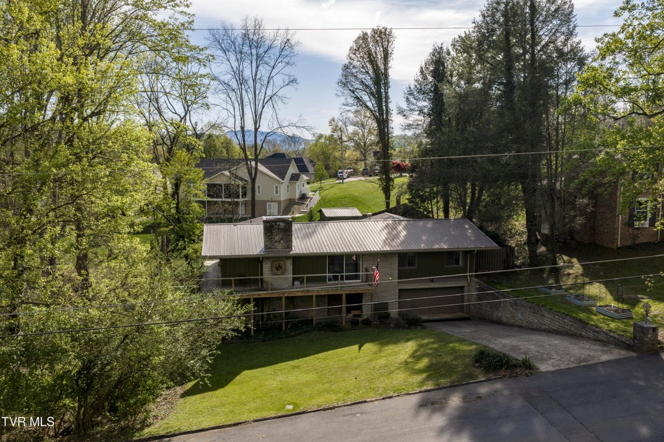 Photo #59: 1823 Woodhaven Drive