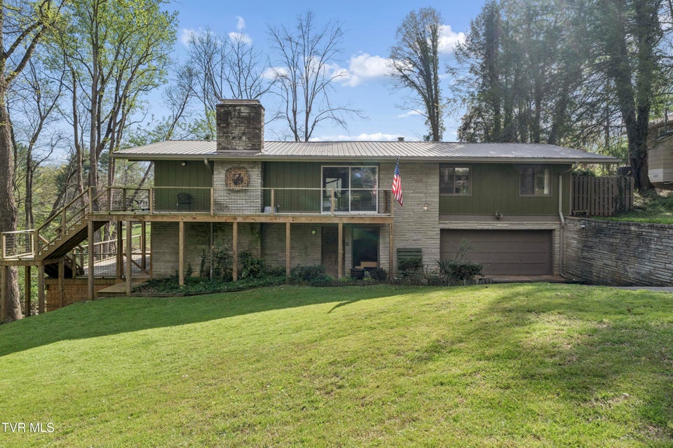 Photo #2: 1823 Woodhaven Drive