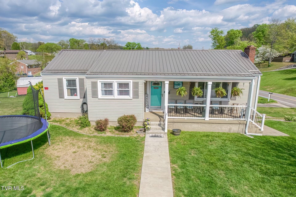 Photo #2: 1605 Blackmore Street