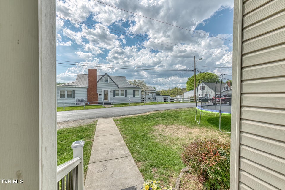 Photo #7: 1605 Blackmore Street