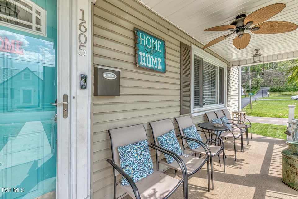 Photo #8: 1605 Blackmore Street