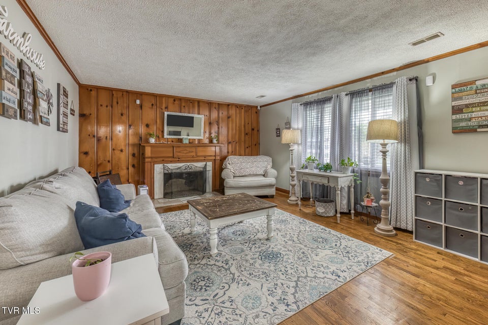 Photo #9: 1605 Blackmore Street