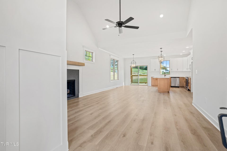 Photo #3: 756 Tavern Hill Road