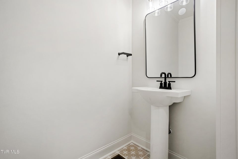 Photo #12: 756 Tavern Hill Road