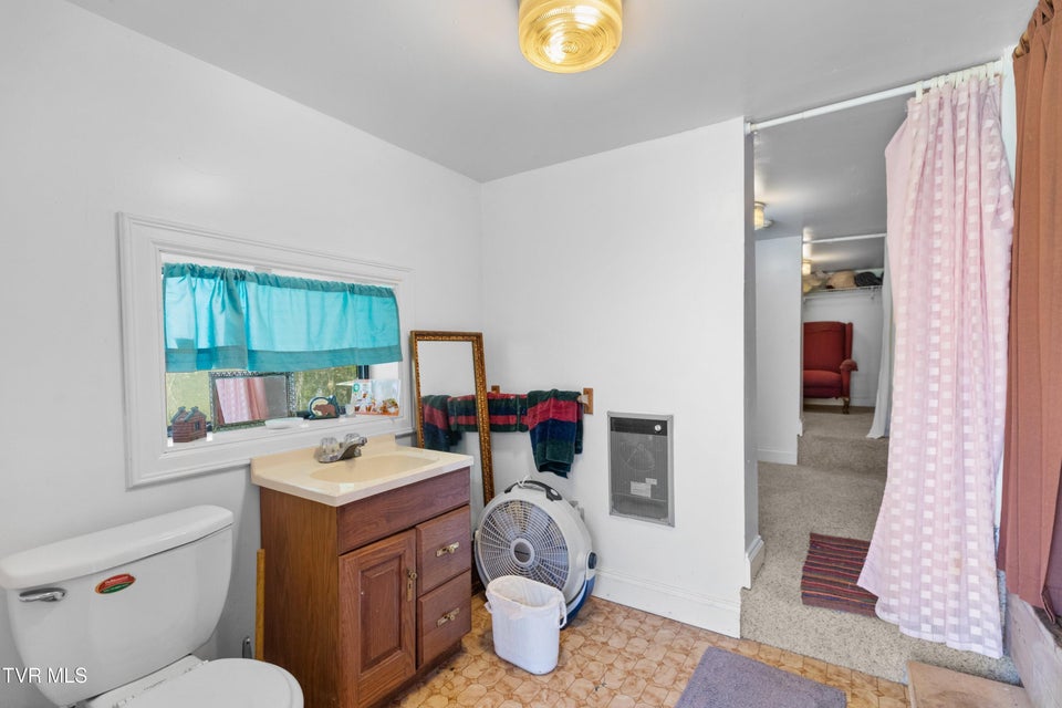 Photo #23: 158 Dalson Road