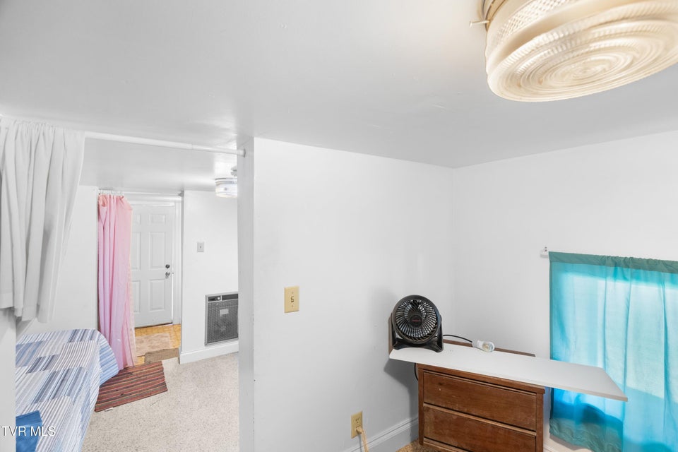 Photo #26: 158 Dalson Road