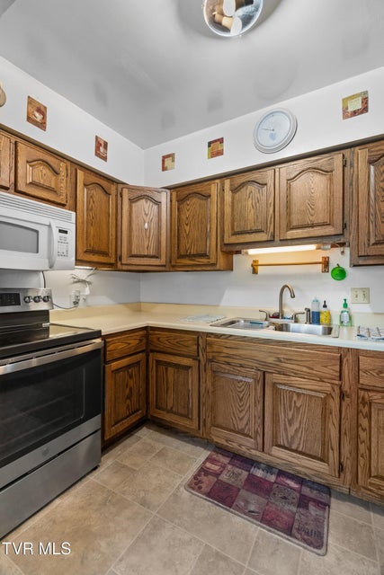 Photo #20: 158 Dalson Road