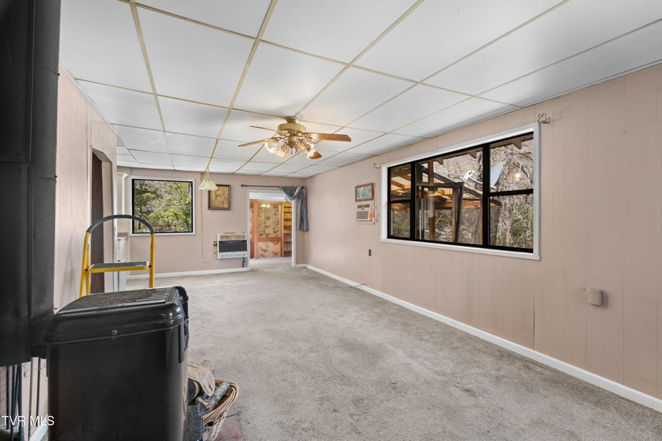 Photo #35: 158 Dalson Road