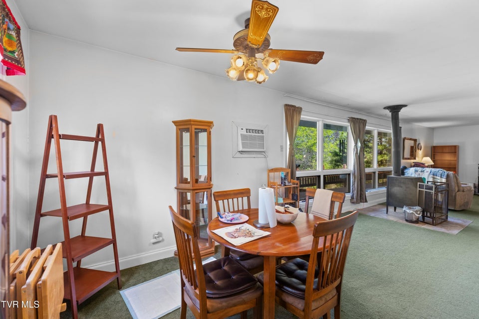 Photo #13: 158 Dalson Road