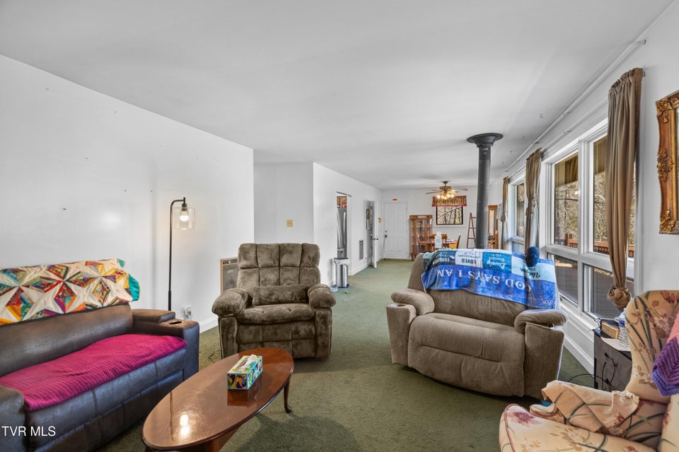 Photo #10: 158 Dalson Road