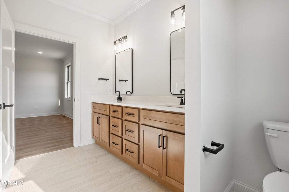 Photo #18: 756 Tavern Hill Road