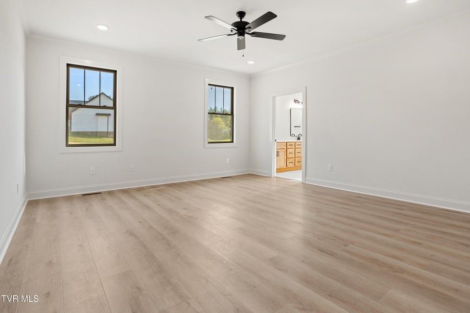 Photo #15: 756 Tavern Hill Road