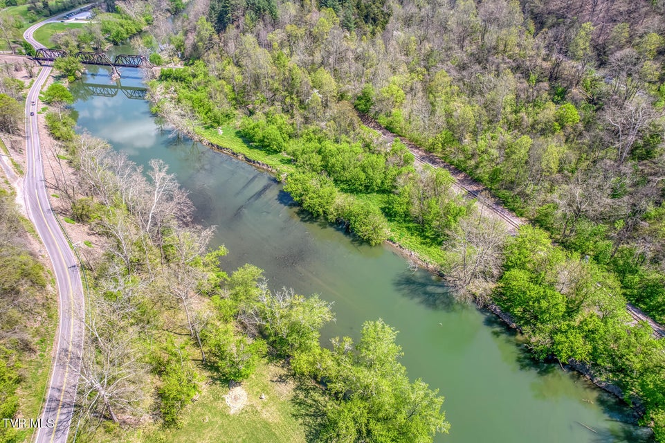 Photo #40: 186 Clinch River Highway