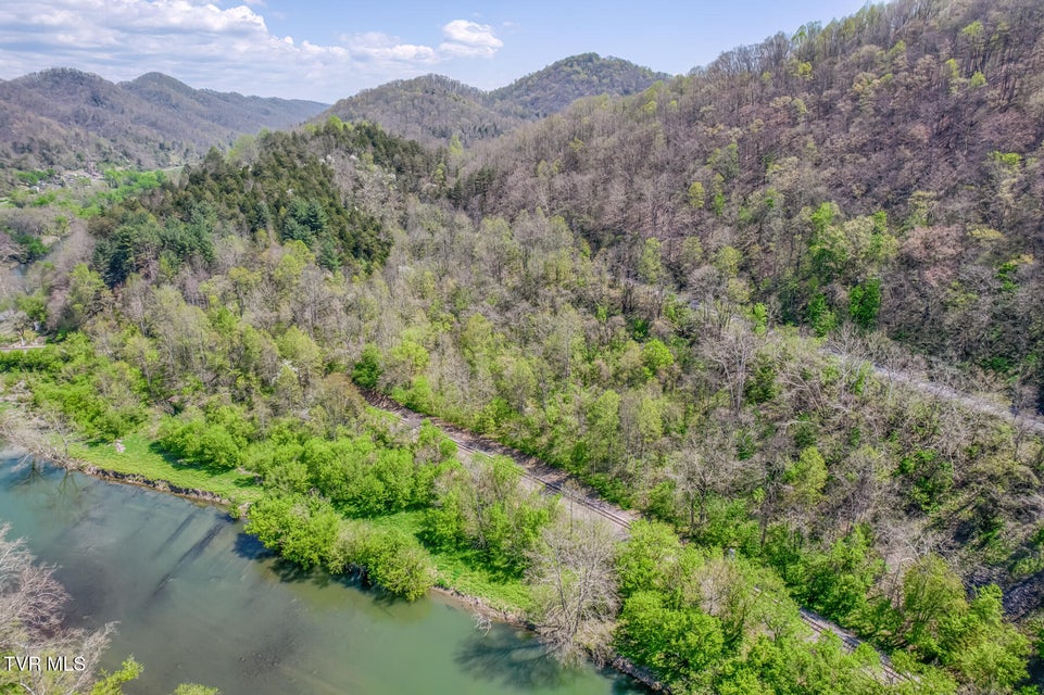 Photo #46: 186 Clinch River Highway