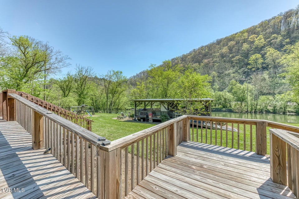 Photo #29: 186 Clinch River Highway