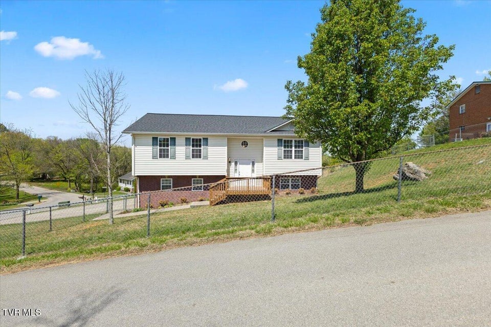 Photo #2: 238 Cedar Valley Boulevard