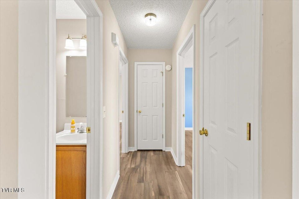 Photo #17: 238 Cedar Valley Boulevard