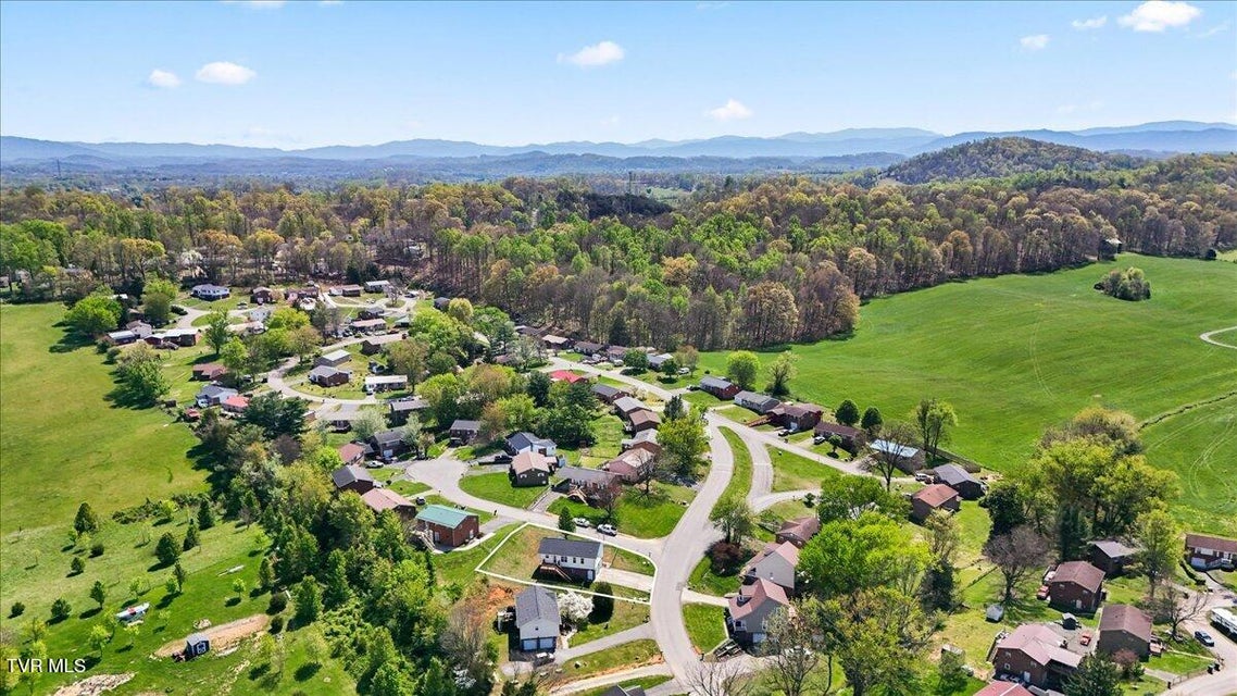 Photo #43: 238 Cedar Valley Boulevard