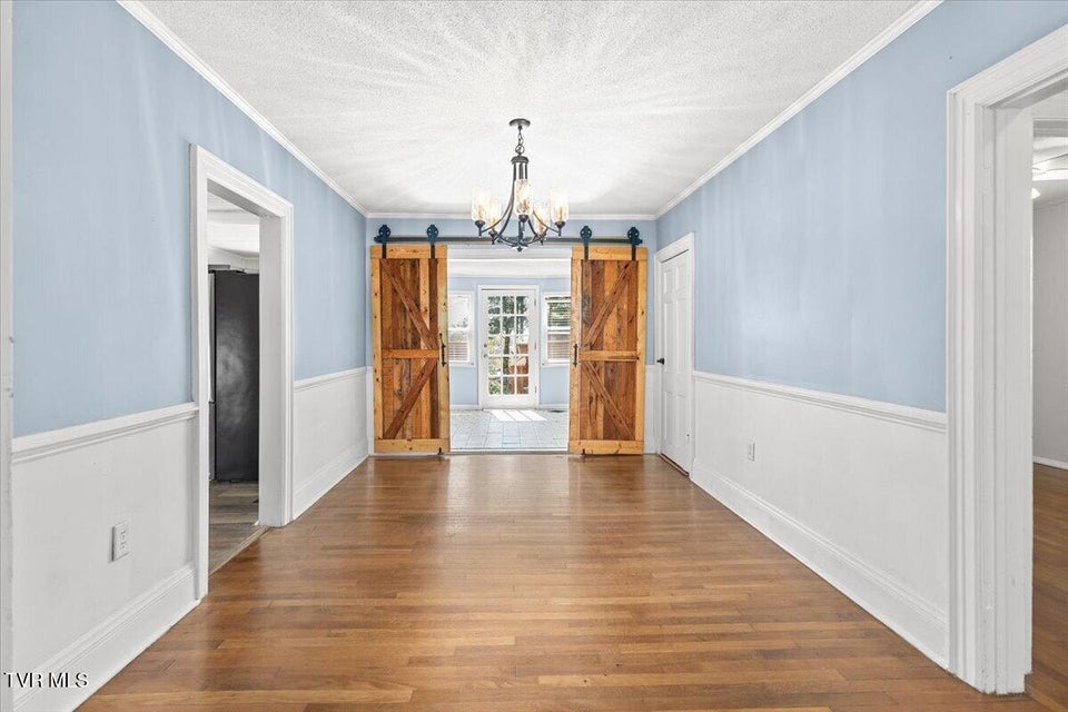 Photo #7: 1068 Prospect Avenue