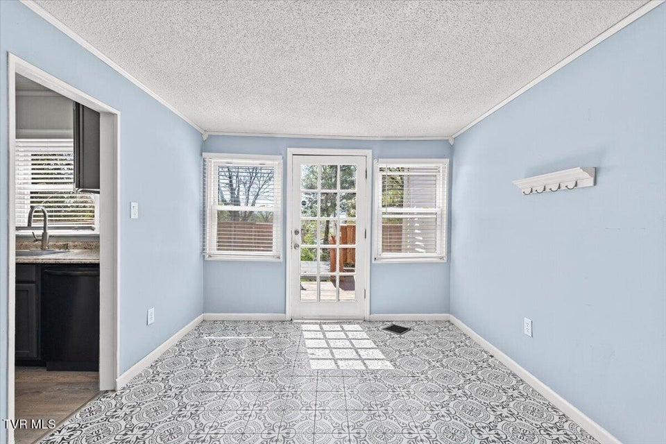 Photo #8: 1068 Prospect Avenue