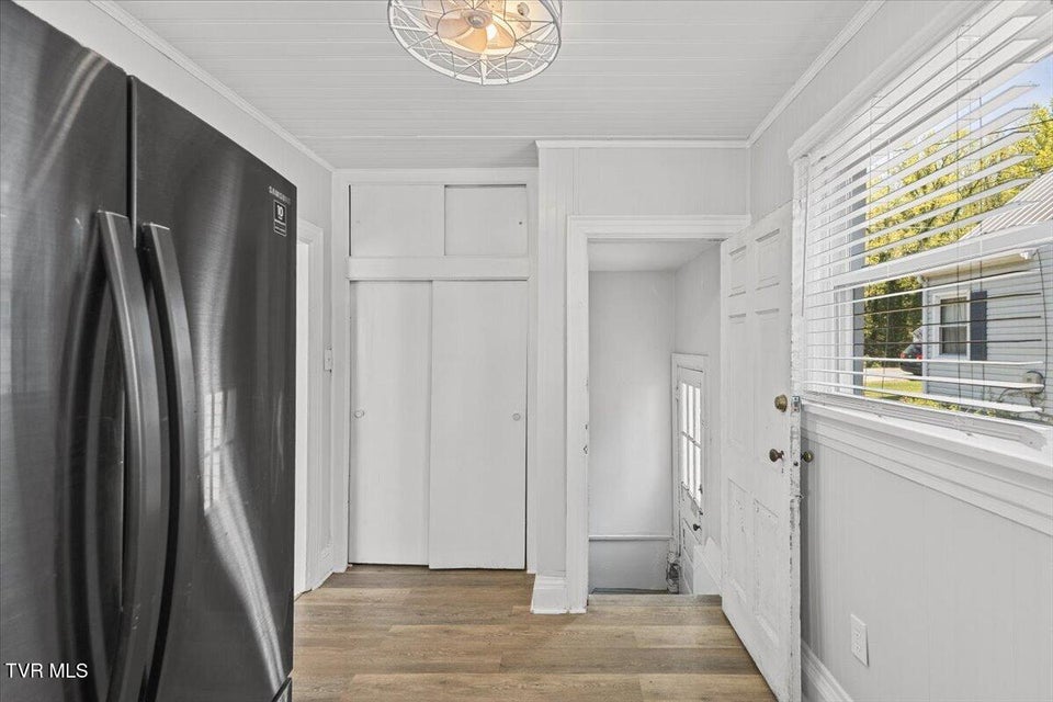 Photo #11: 1068 Prospect Avenue