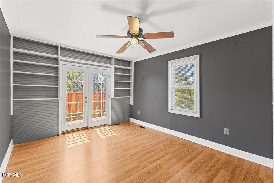 Photo #22: 1068 Prospect Avenue