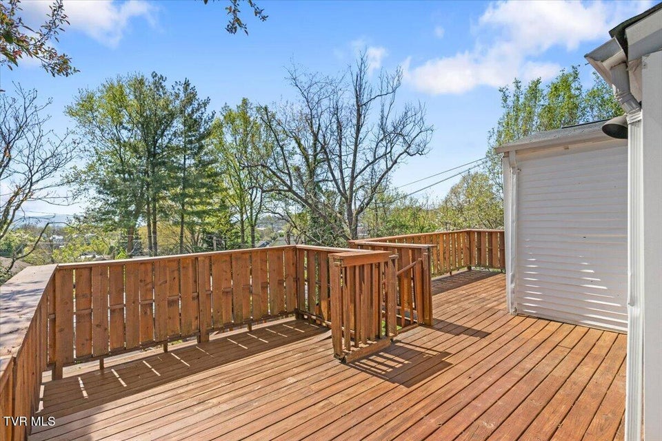 Photo #33: 1068 Prospect Avenue