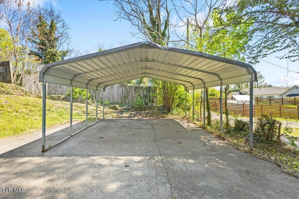 Photo #36: 1068 Prospect Avenue