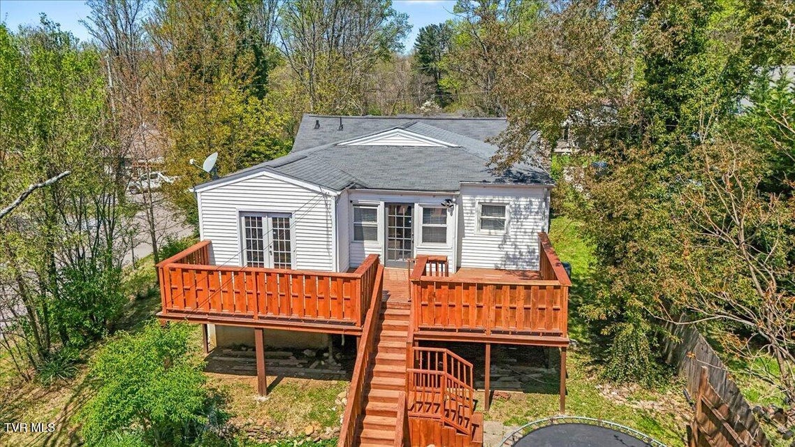 Photo #40: 1068 Prospect Avenue