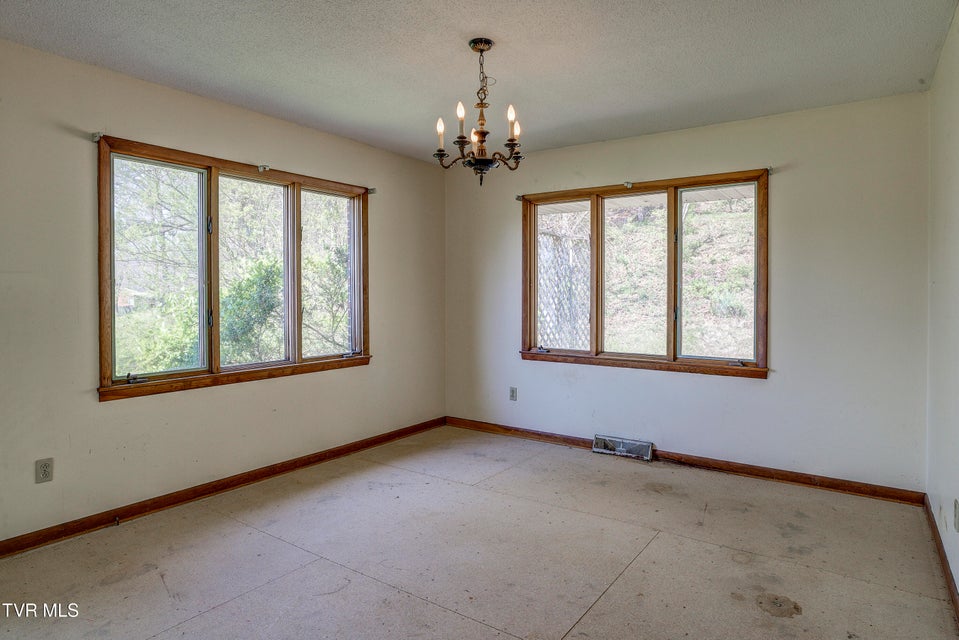 Photo #7: 375 Okolona Drive