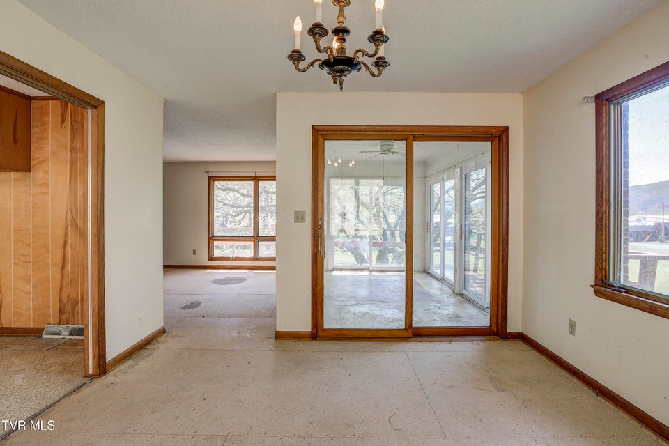 Photo #9: 375 Okolona Drive